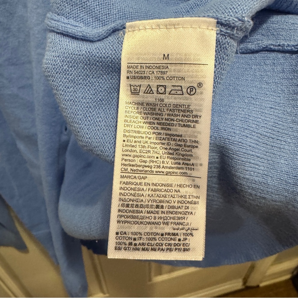 GAP Slub Crew Cardigan Shade Shirting Blue Size M Retail Price $49.95 - Picture 9 of 12